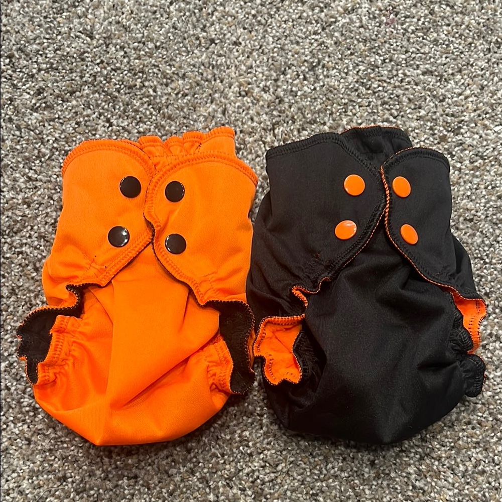 NWOT Applecheeks Limited Edition Halloween Cloth Diapers Size 1